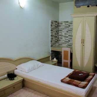 New Oceanic Hotel, Porbandar 2